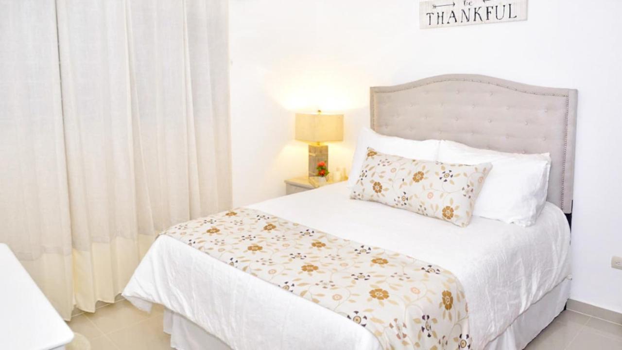 Dolce Villas At Harmony 2 산티아고 데 로스 카바예로스 외부 사진