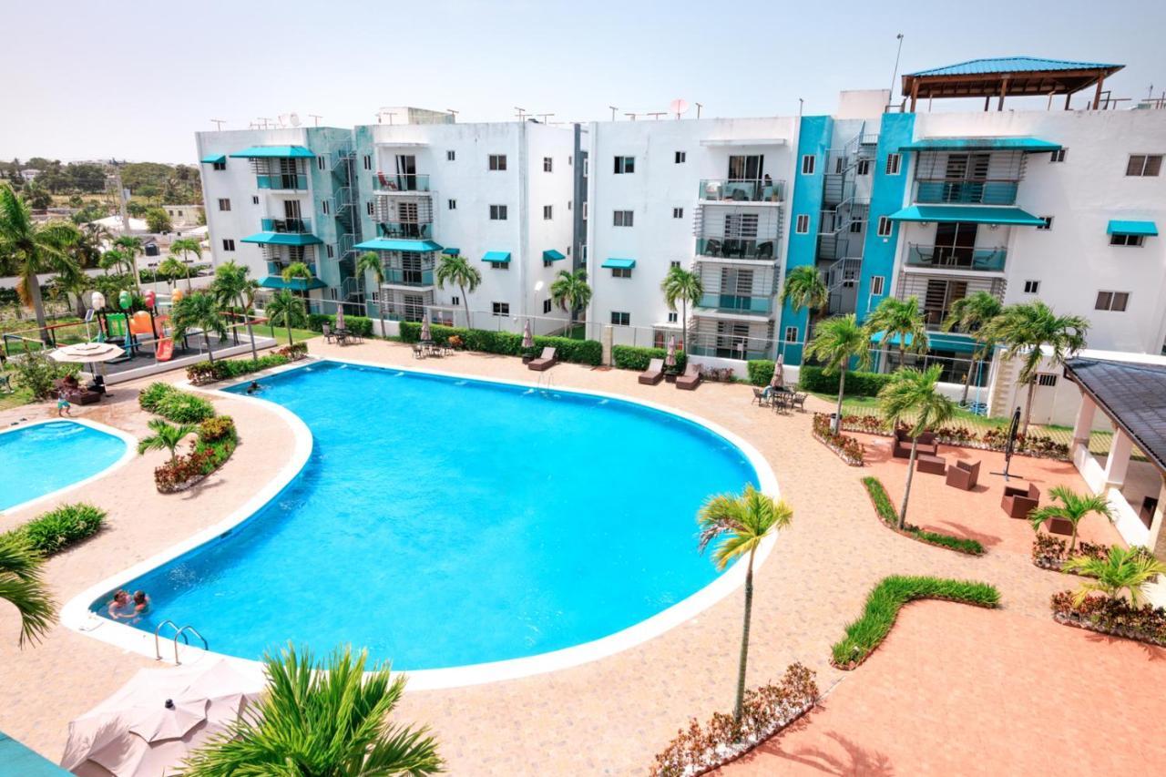 Dolce Villas At Harmony 2 산티아고 데 로스 카바예로스 외부 사진